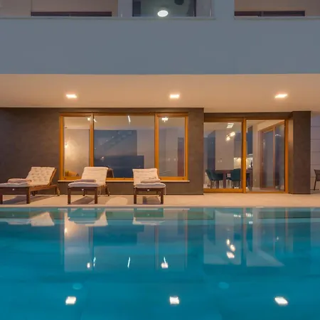 Hedone Villa *